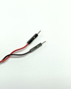 Fertige Dupont Stecker mit montiertem Gehäuse
