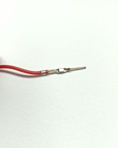 Kabel mit gecrimptem Dupont Stecker